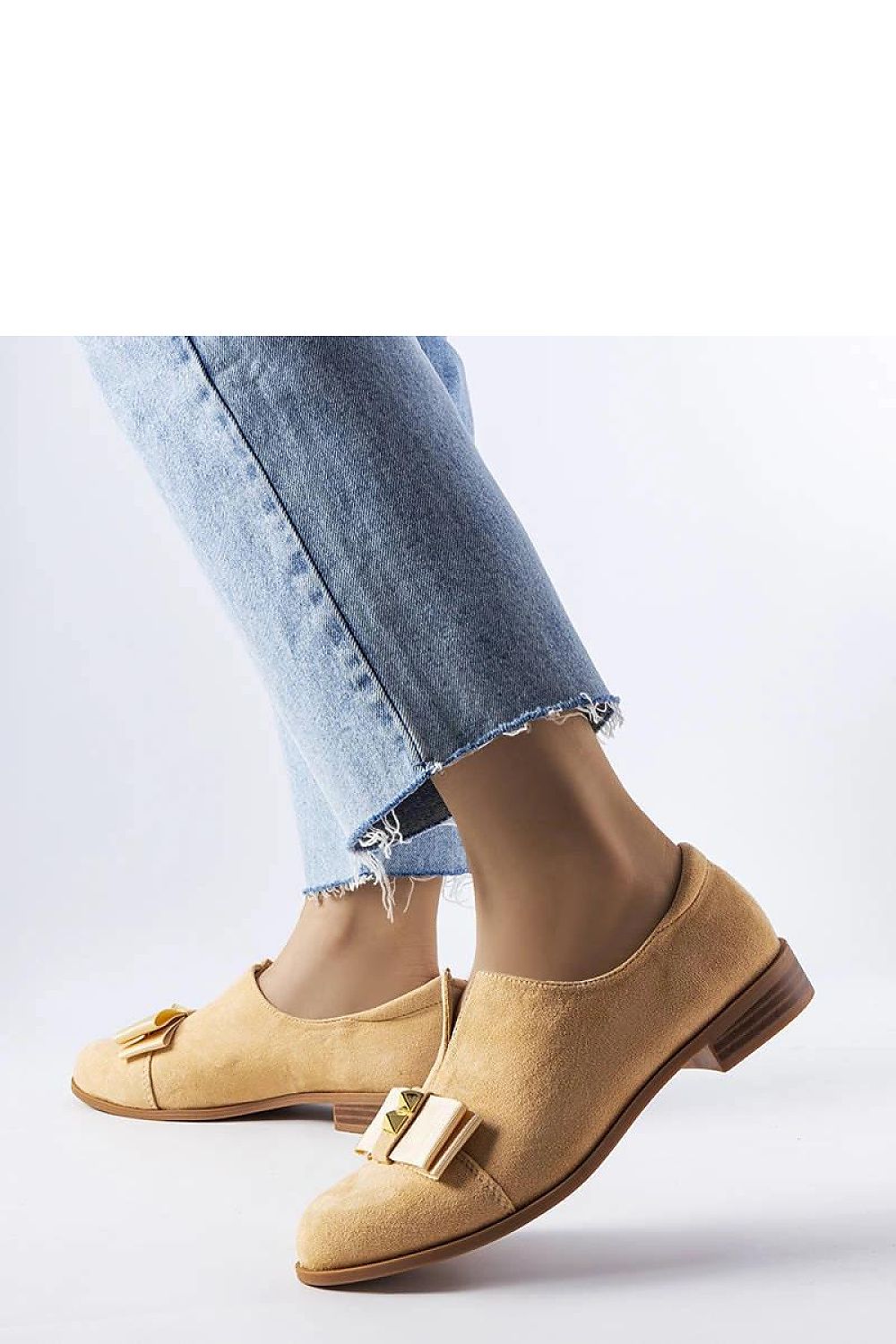  Low Shoes model 207074 Solea 