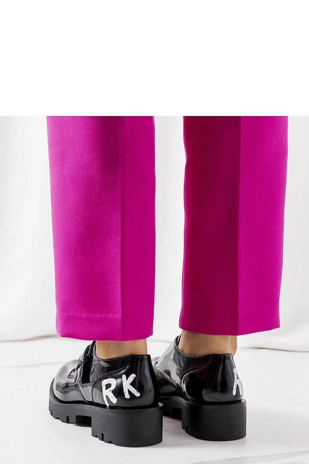  Low Shoes model 207094 Solea 