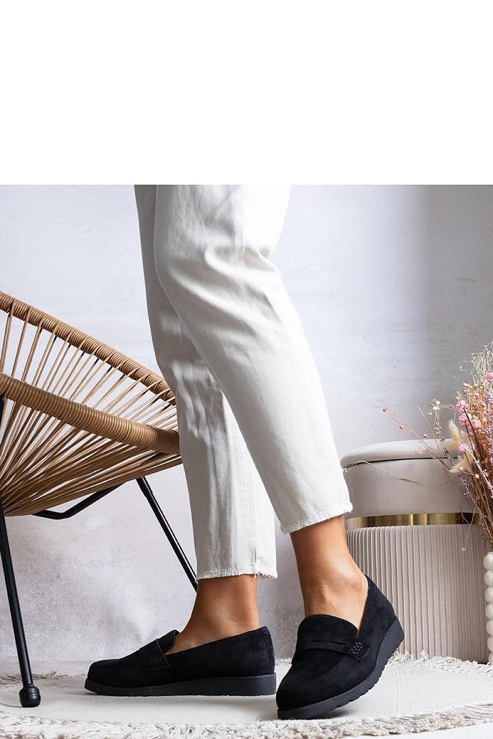  Low Shoes model 207100 Solea 